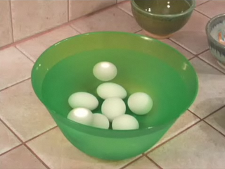 How To Test Eggs For Freshness